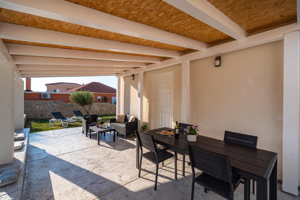 Holiday House Ventum Ražanac Exterior foto